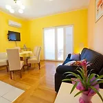 Apartment Ana
