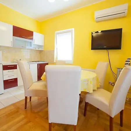 Ana Apartment Vodice