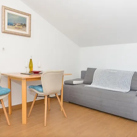 Ana Apartamento Vodice